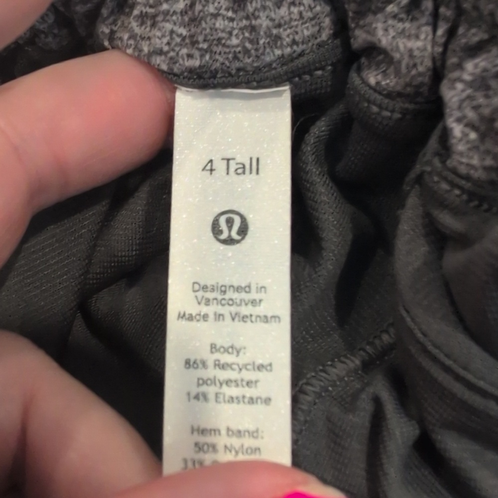 Lululemon Hotty Hot Short II *Long 4" Heather Lux Multi Black / Heathered Black - Picture 8 of 13